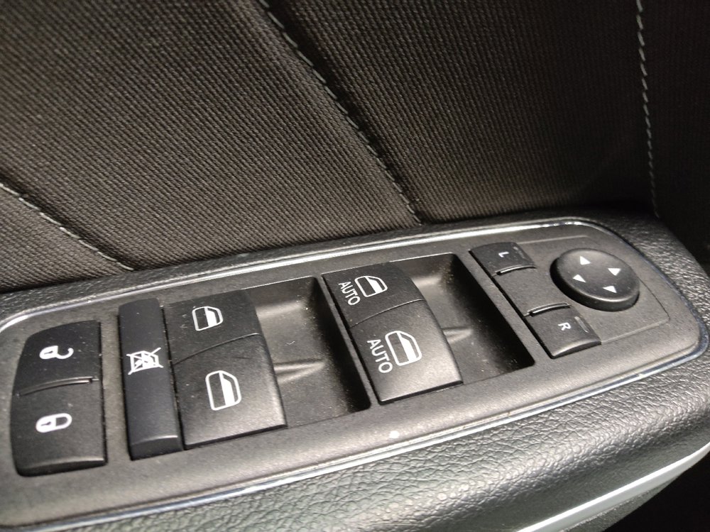 Used 2023 Dodge Charger SXT image 27