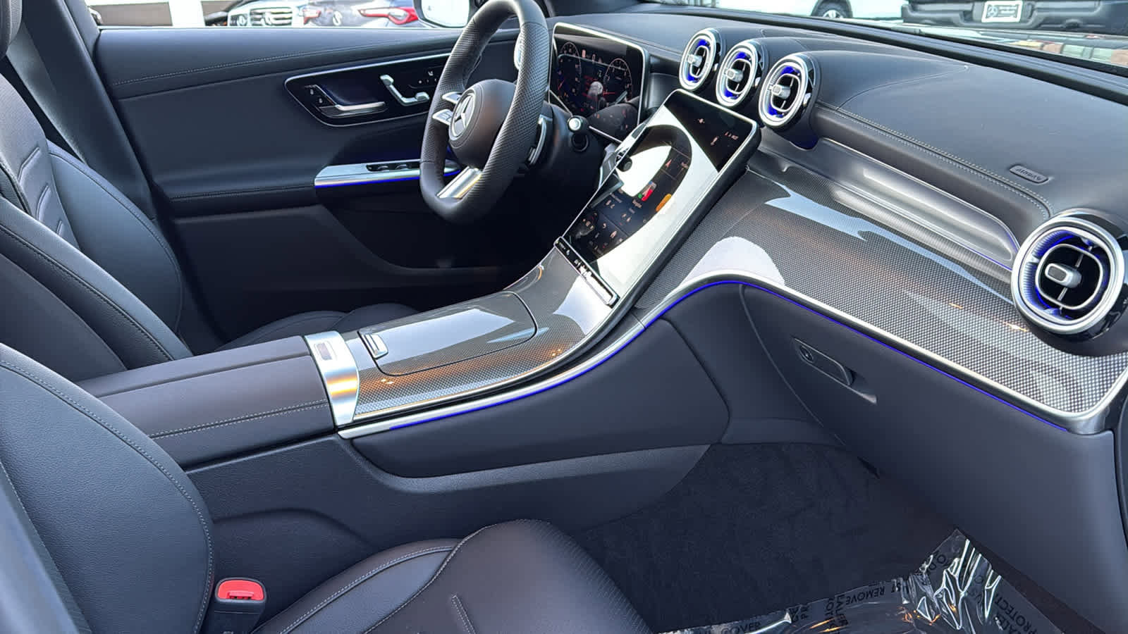 New 2026 Mercedes-Benz GLC 300 4MATIC image 36