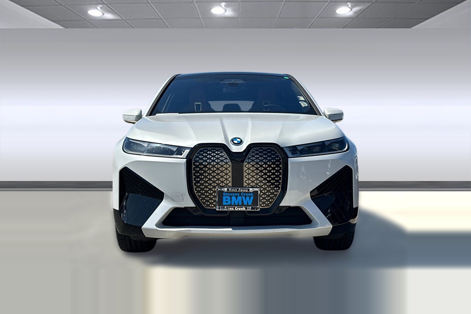 Certified 2023 BMW iX M60 w/ Executive Package AWD/4WD image 6