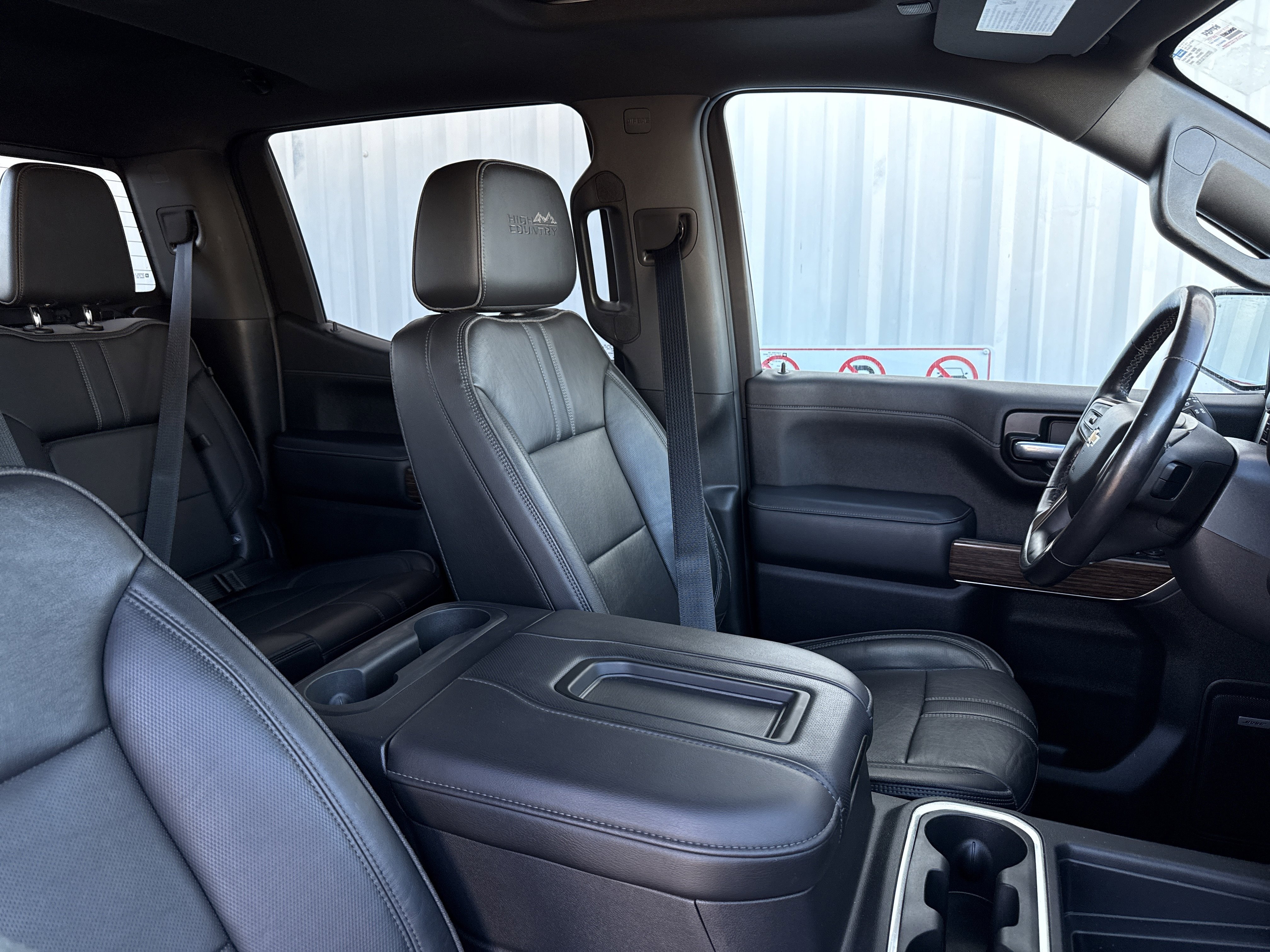 Used 2021 Chevrolet Silverado 1500 High Country w/ Technology Package image 43