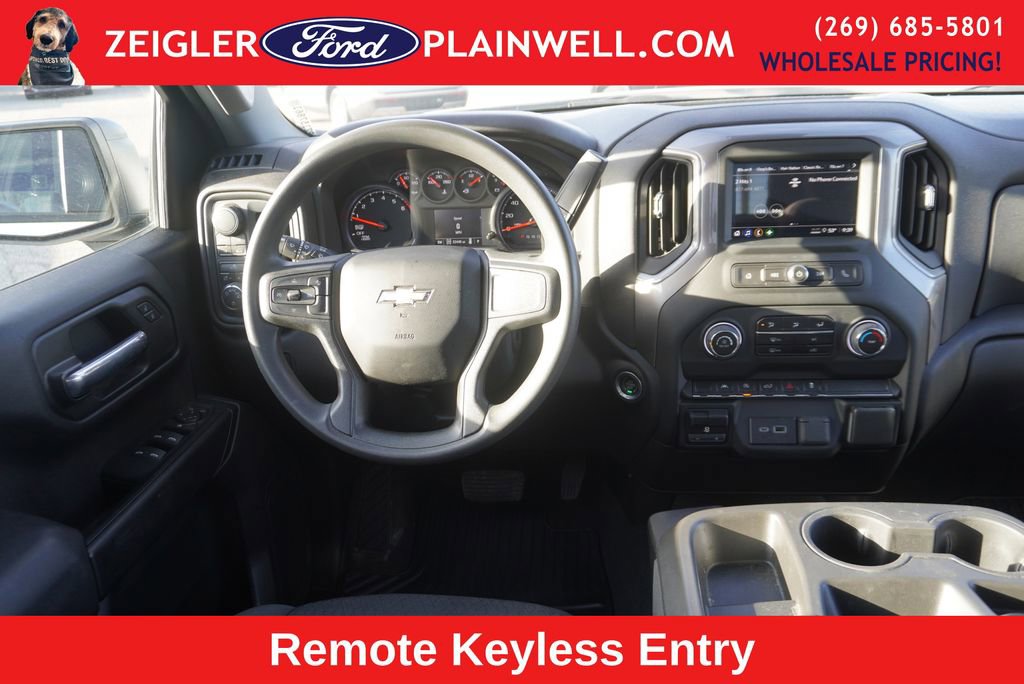 Used 2023 Chevrolet Silverado 1500 Custom image 13