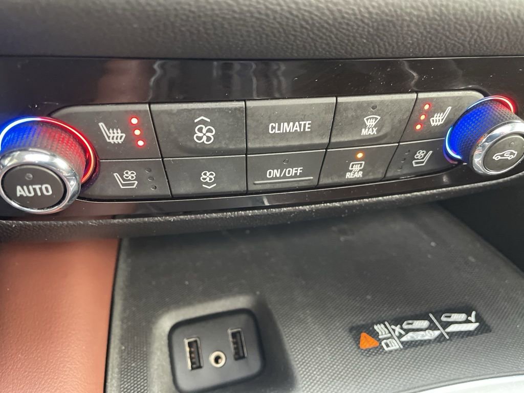 Used 2018 Buick Enclave Avenir w/ Avenir Technology Package image 24