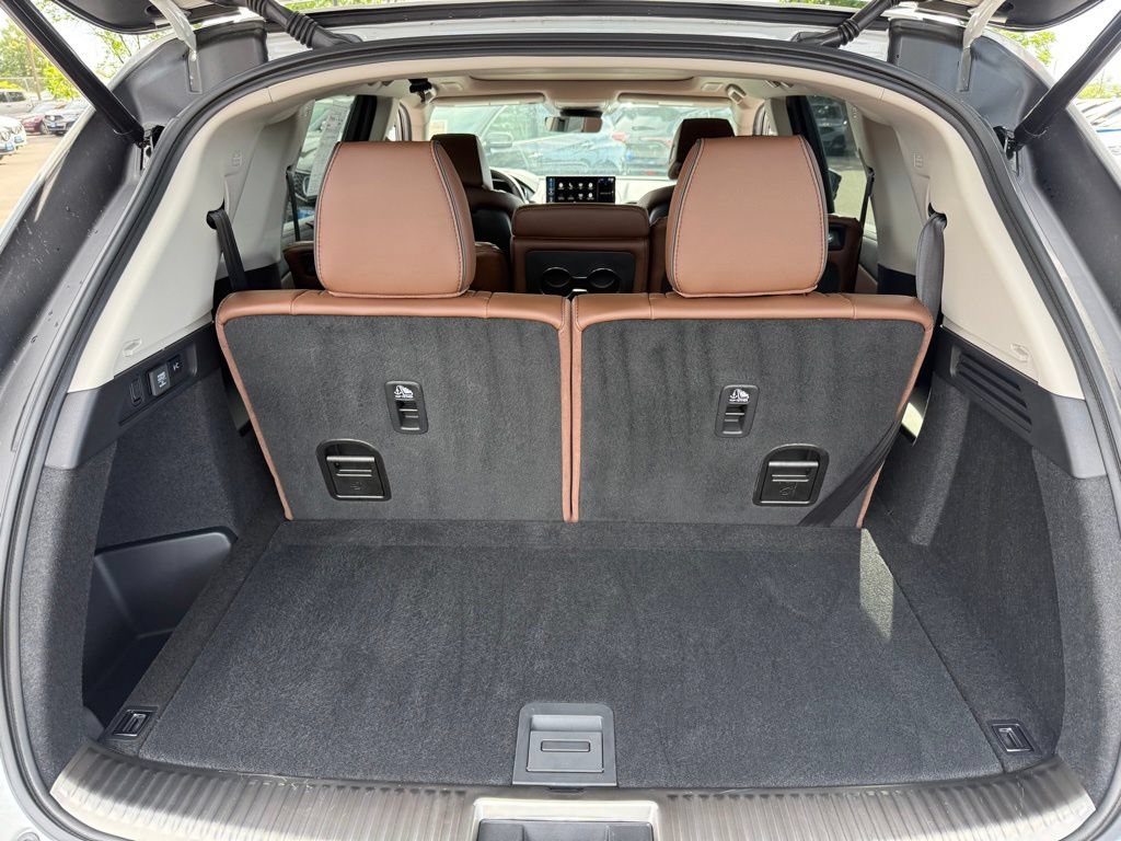 Certified 2026 Acura MDX SH-AWD w/ Advance Package image 18