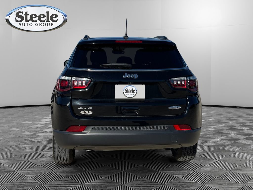 Used 2023 Jeep Compass Latitude w/ Convenience Group image 4