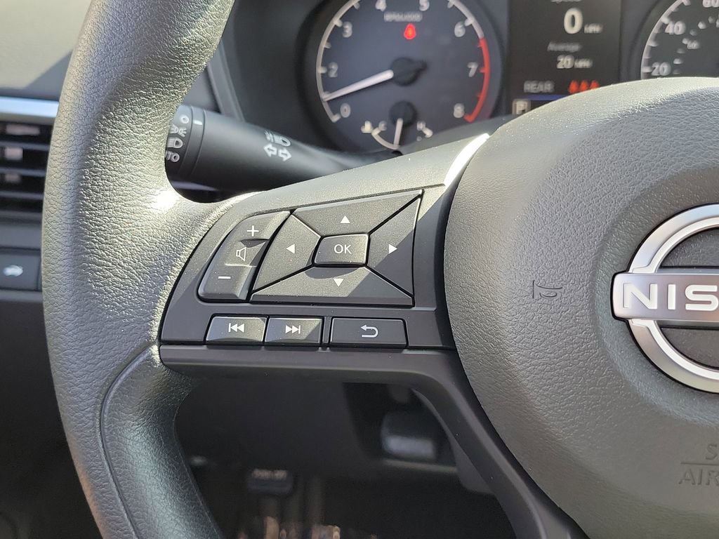 Used 2025 Nissan Altima 2.5 S FWD image 5
