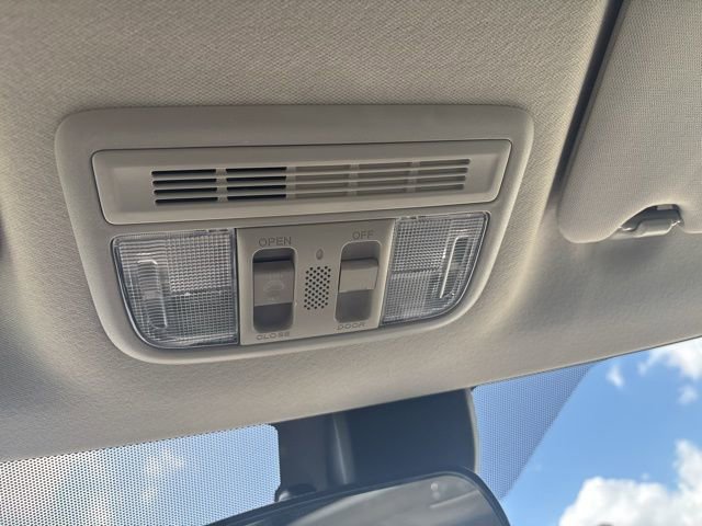 Used 2022 Honda HR-V EX image 12