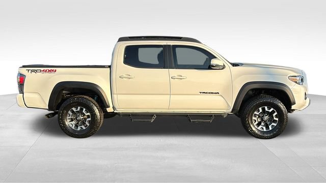 Used 2023 Toyota Tacoma TRD Off-Road w/ Technology Package image 31