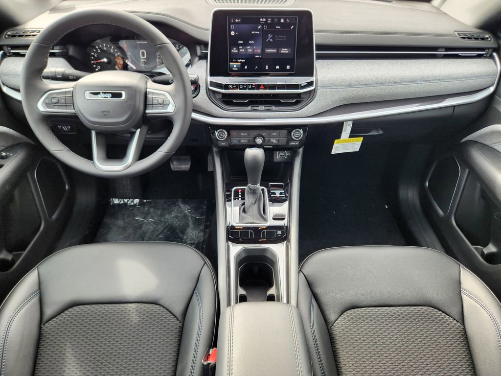 New 2026 Jeep Compass Latitude image 19