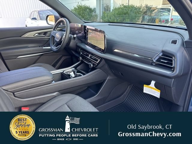 New 2026 Chevrolet Traverse LT w/ Driver Confidence Package FWD image 21