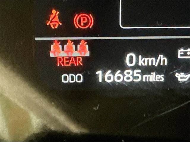 Used 2023 Toyota Tundra Limited image 17