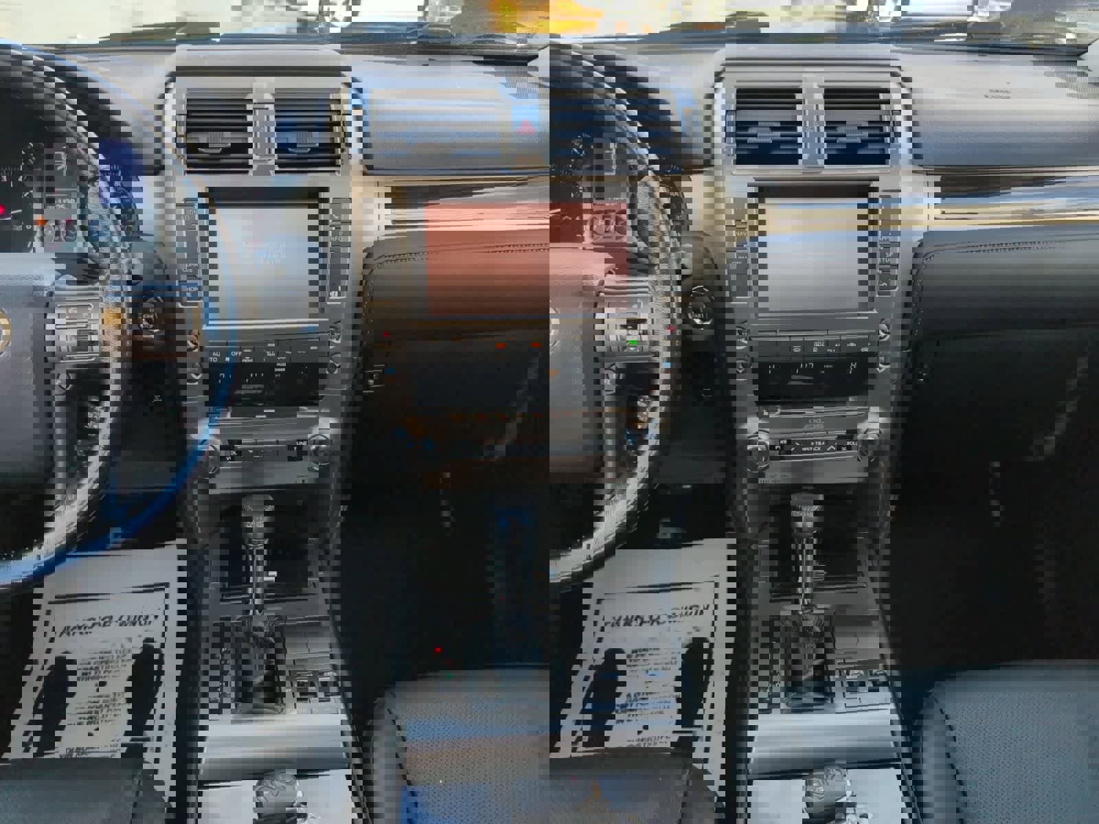 Used 2015 Lexus GX 460 image 17