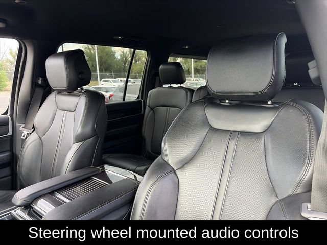 Used 2023 Jeep Wagoneer 4WD image 19