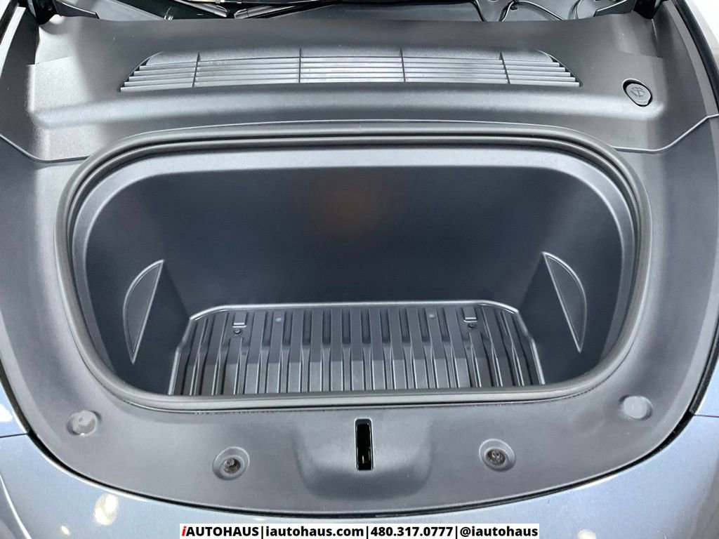 Used 2023 Tesla Model Y Long Range image 10