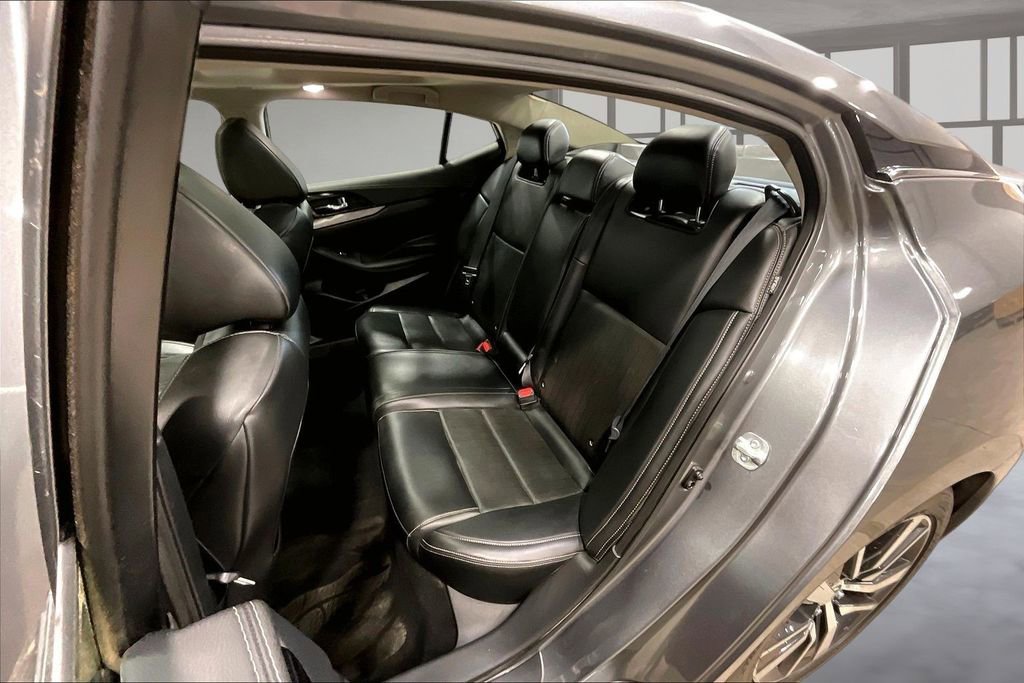 Used 2020 Nissan Maxima 3.5 SL w/ Floor Mat Group FWD image 22