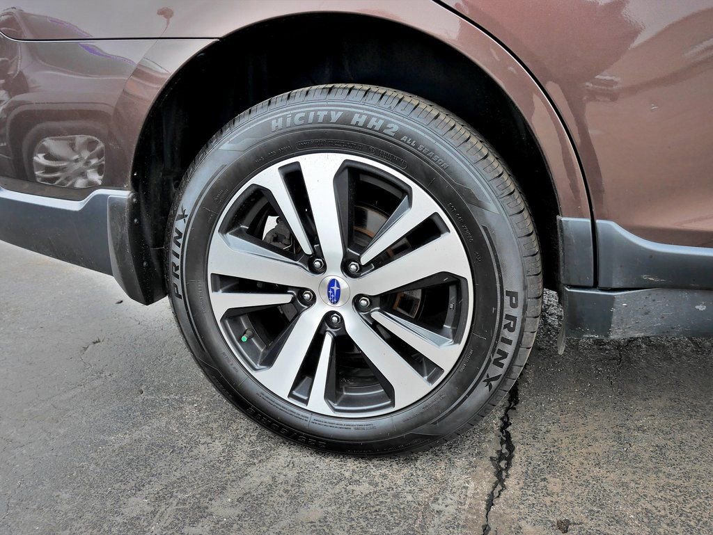 Used 2019 Subaru Outback 2.5i Limited w/ Popular Package #2 image 9