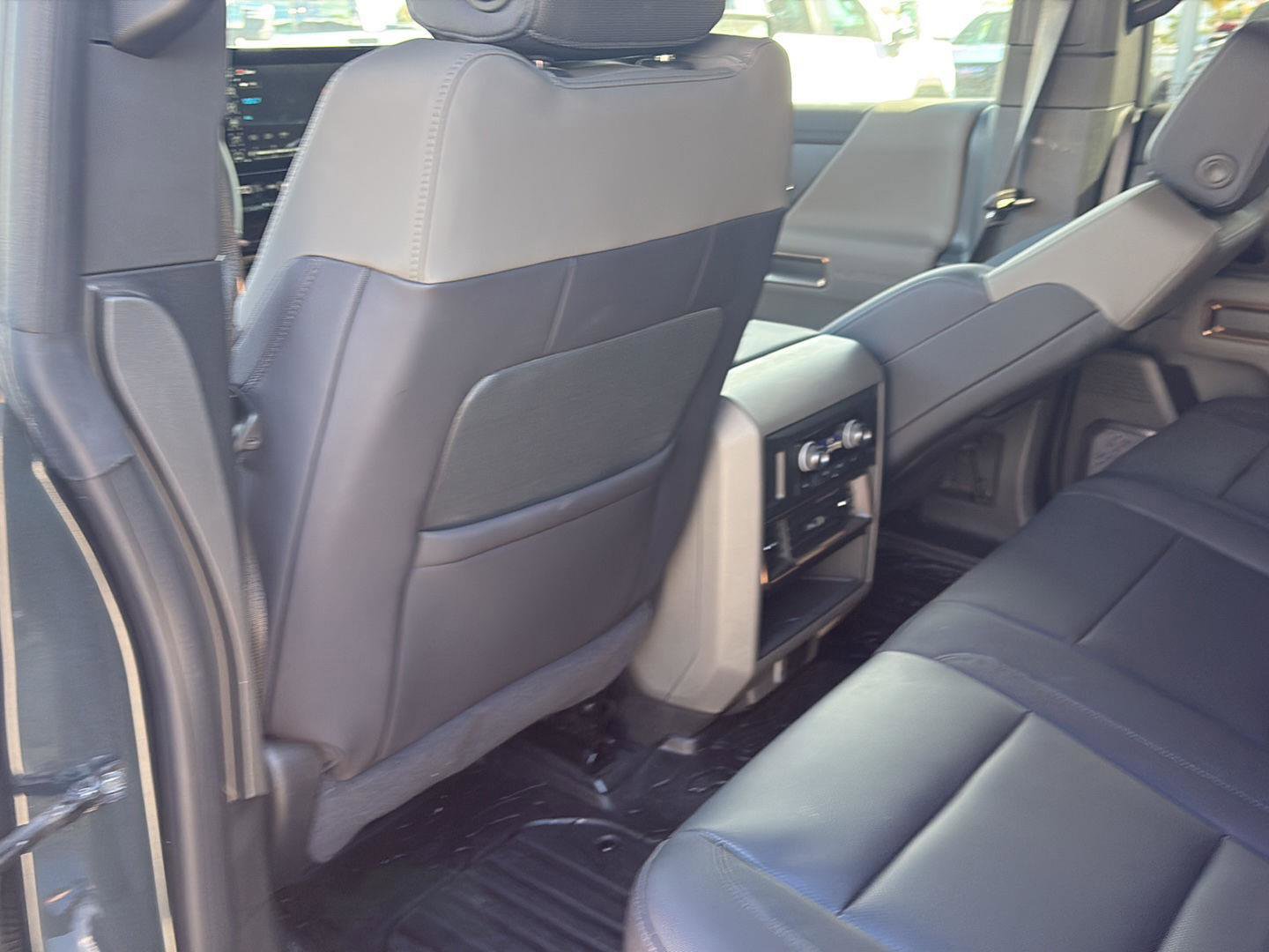 Used 2025 GMC Hummer EV 3X w/ LPO, Dark Essentials Package AWD/4WD image 14