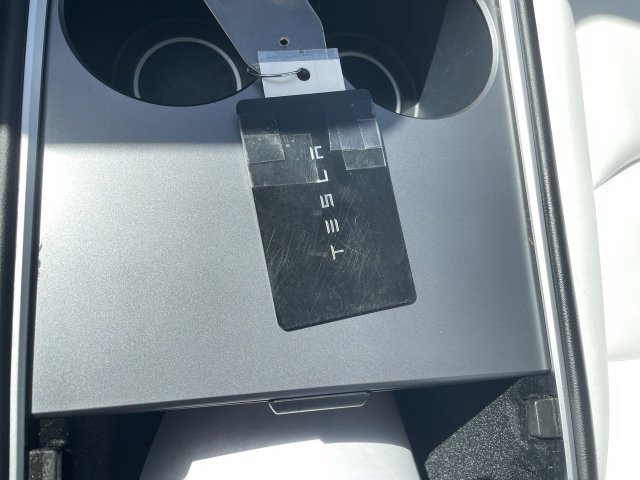 Used 2023 Tesla Model 3 Standard Range RWD image 17