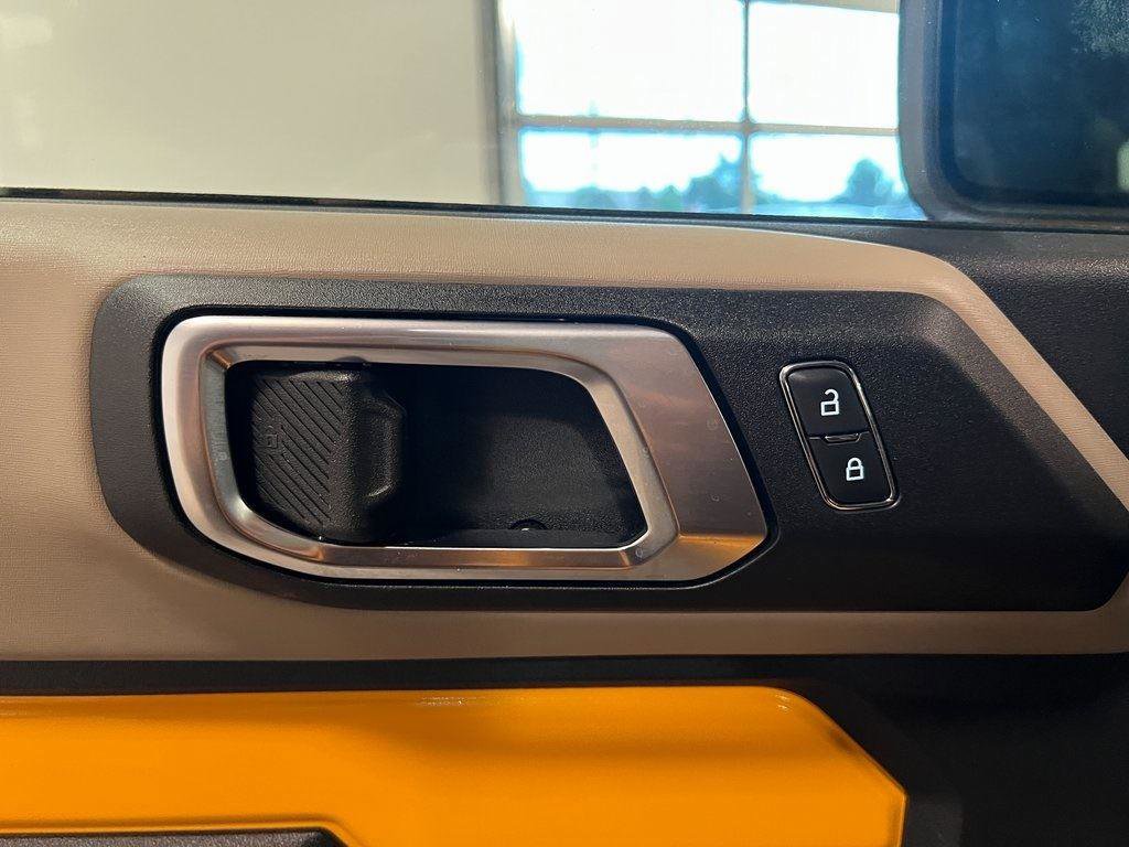 Used 2022 Ford Bronco Wildtrak image 26