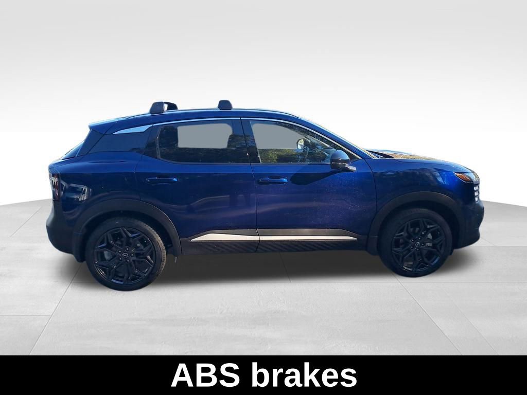 New 2026 Nissan Kicks SR w/ SR Premium Package image 7