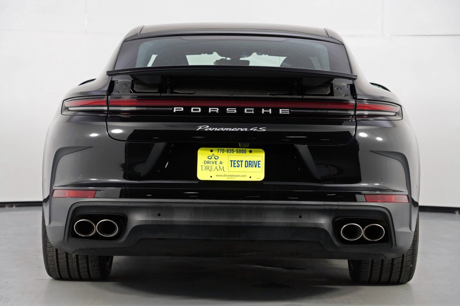 Used 2025 Porsche Panamera 4S w/ Premium Package image 11