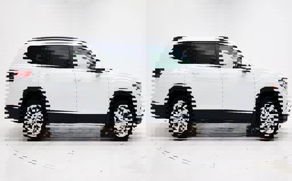 Used 2022 Volkswagen Atlas SE image 3