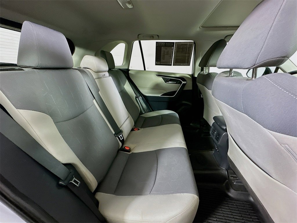 Used 2019 Toyota RAV4 XLE image 11