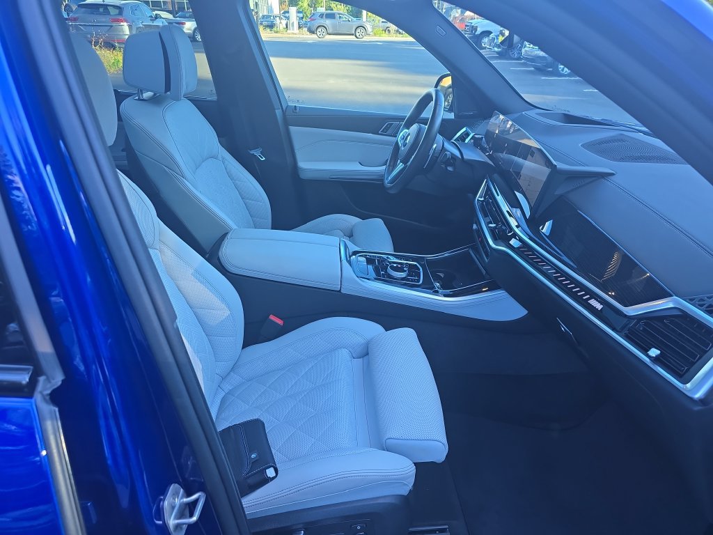 Certified 2026 BMW X5 M60i AWD/4WD image 11