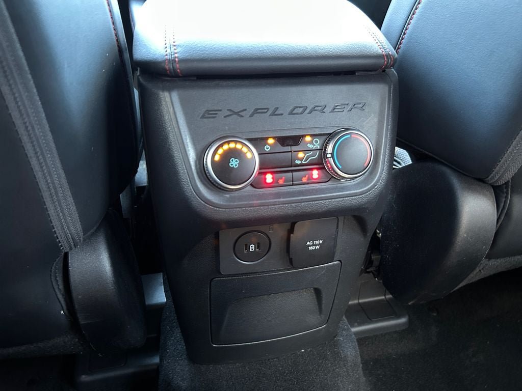 Used 2025 Ford Explorer ST AWD/4WD image 37