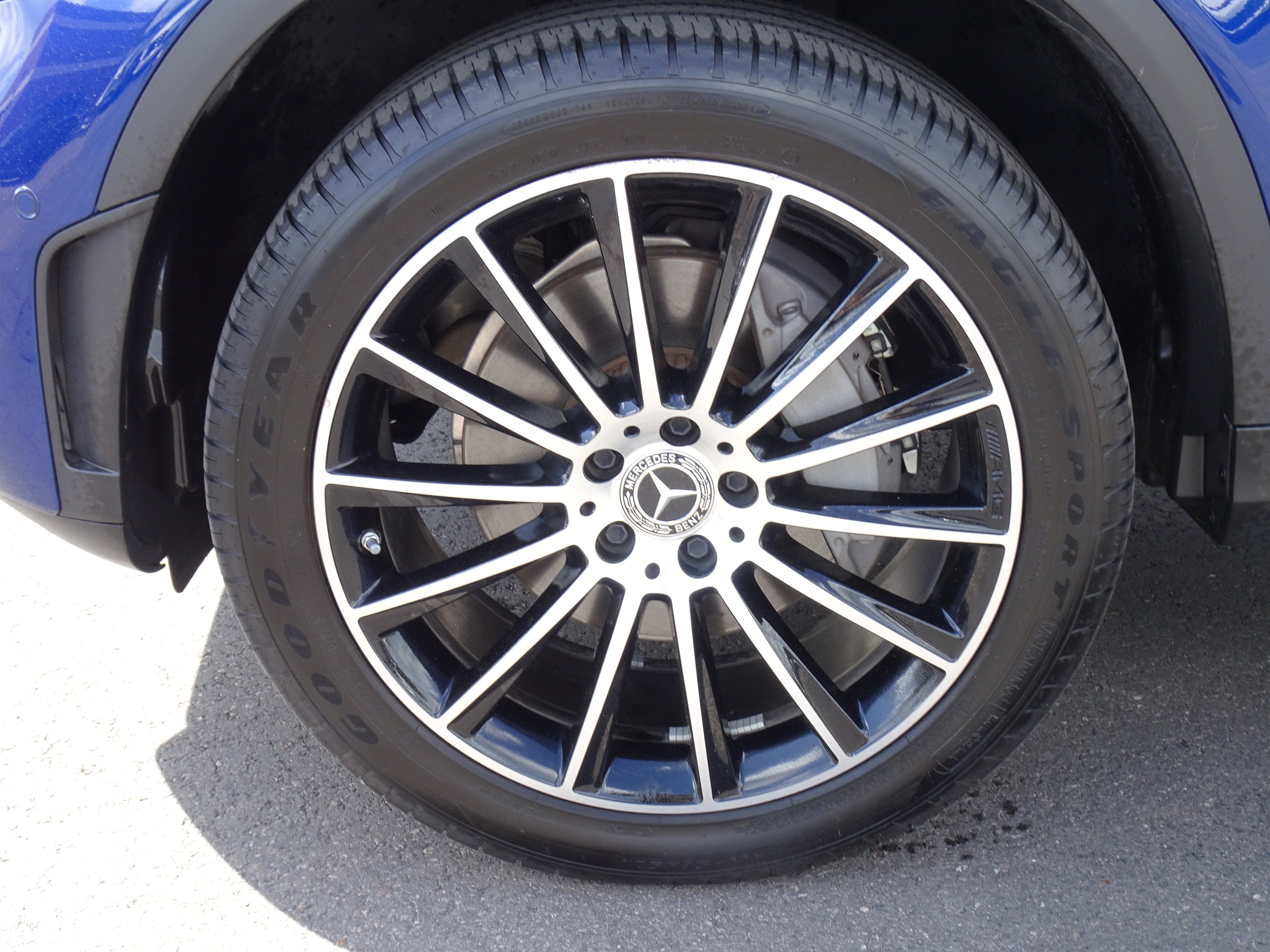 Used 2021 Mercedes-Benz GLC 300 4MATIC Coupe image 8