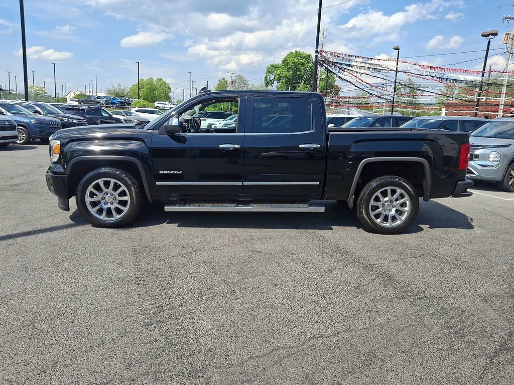 Used 2015 GMC Sierra 1500 Denali w/ Driver Alert Package AWD/4WD image 9