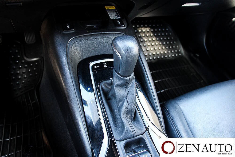 Used 2020 Toyota Corolla XSE FWD image 12