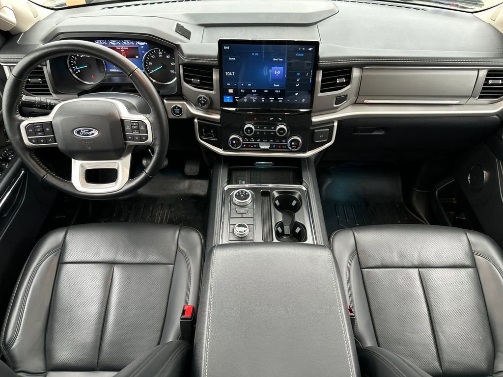 Certified 2022 Ford Expedition XLT image 12