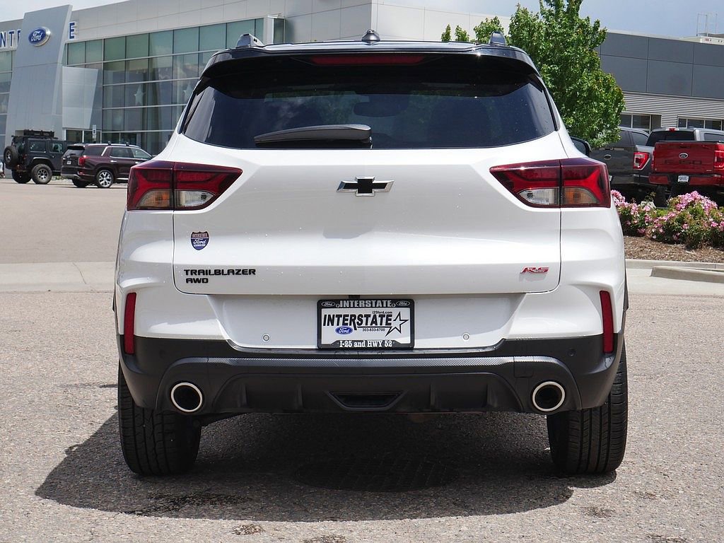 Used 2021 Chevrolet TrailBlazer RS w/ Sun and Liftgate Package AWD/4WD image 4