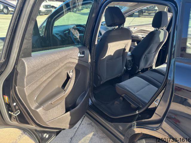 Used 2017 Ford C-MAX SE w/ Cold Weather Package image 23