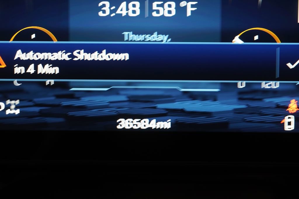 Used 2025 Chevrolet Suburban High Country AWD/4WD image 5