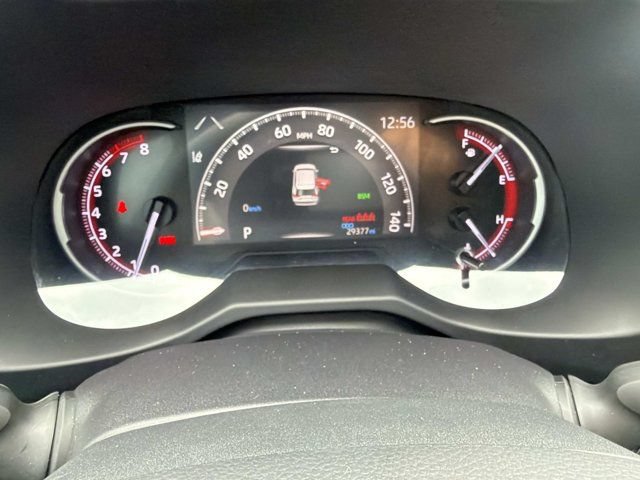 Used 2024 Toyota RAV4 XLE Premium FWD image 27
