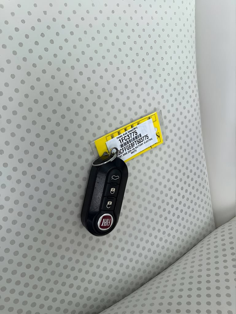 Used 2015 FIAT 500 e FWD image 17