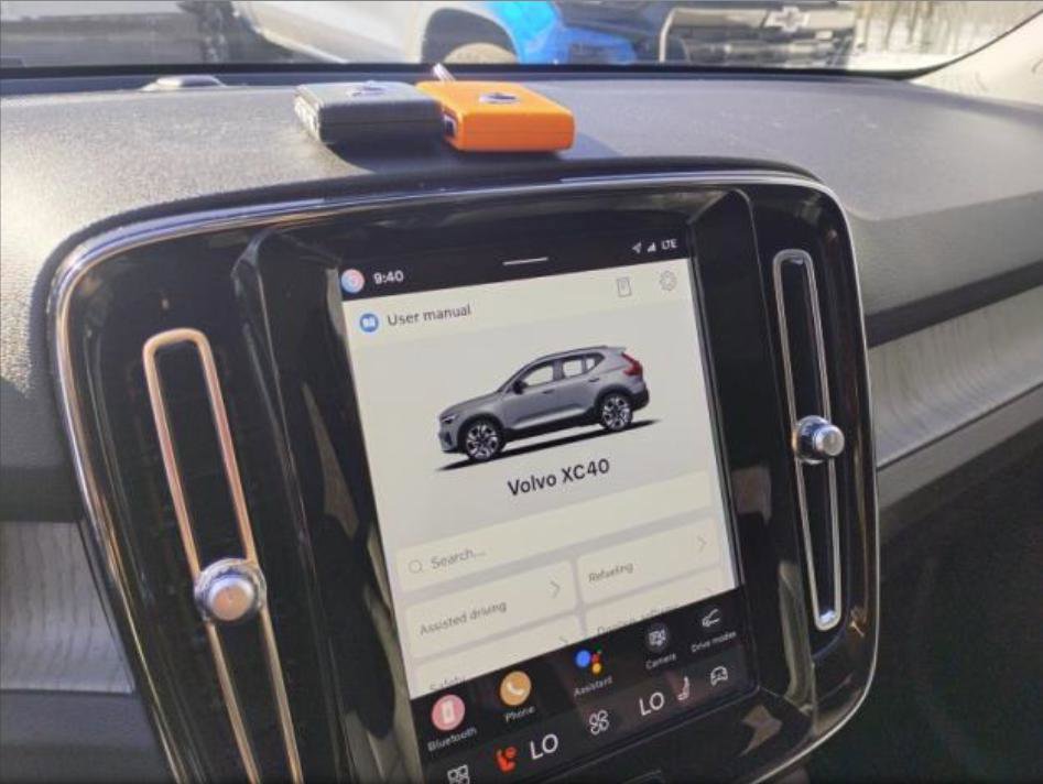 Used 2023 Volvo XC40 B5 Plus w/ Driver Assist Package image 19