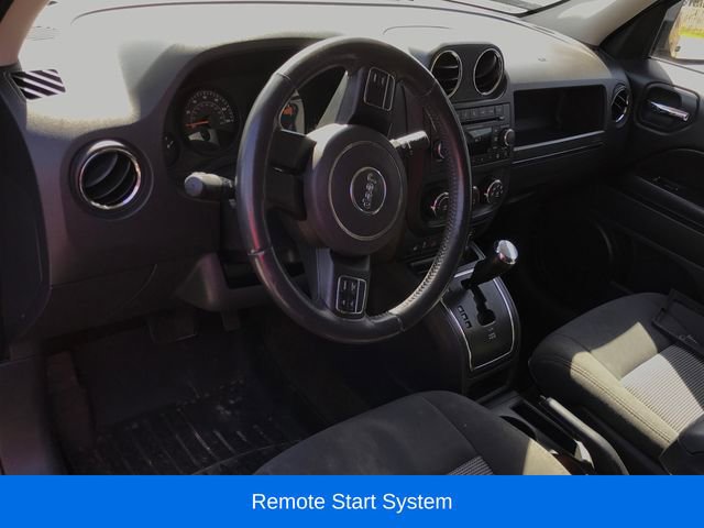 Used 2017 Jeep Patriot Latitude AWD/4WD image 3