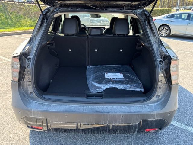 New 2026 Nissan Kicks SR FWD image 7
