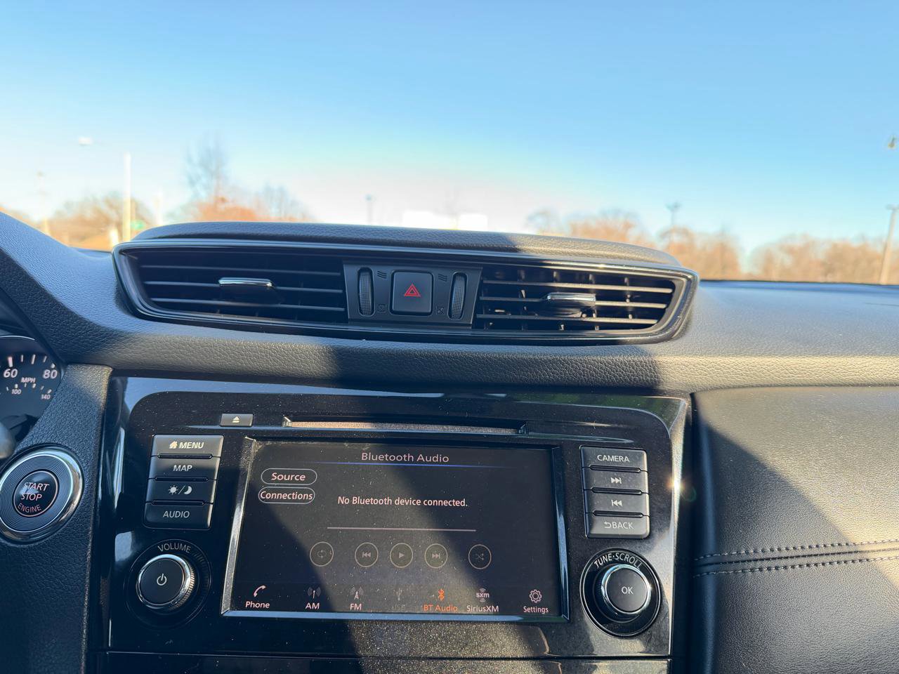 Used 2019 Nissan Rogue SL w/ Premium Package AWD/4WD image 12