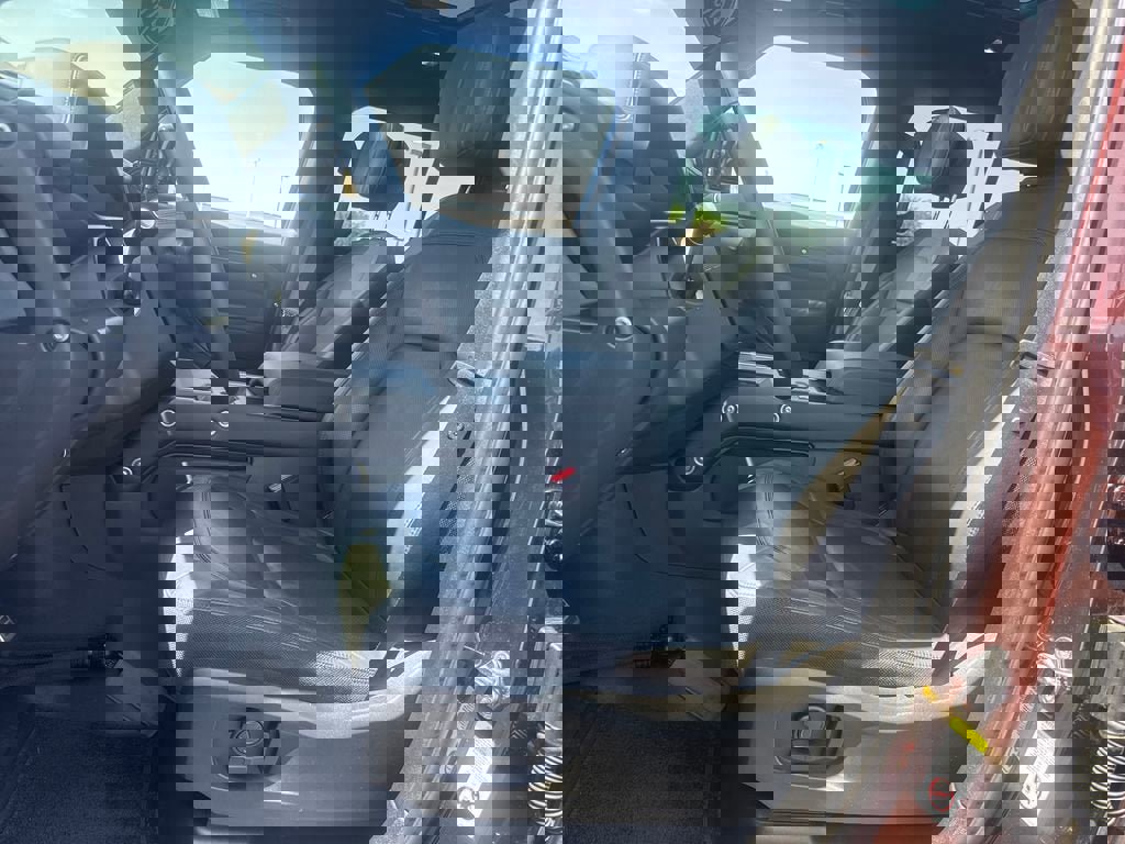 Used 2025 Land Rover Defender 110 Sedona Red Edition AWD/4WD image 18