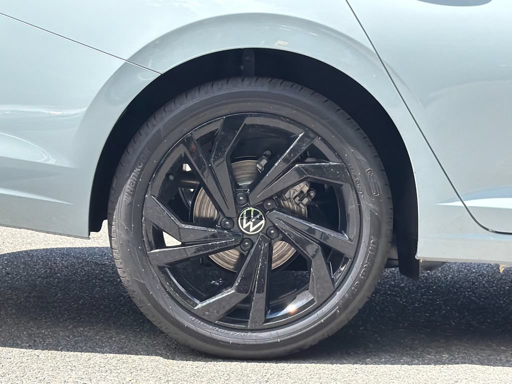 New 2026 Volkswagen Jetta SE FWD image 5