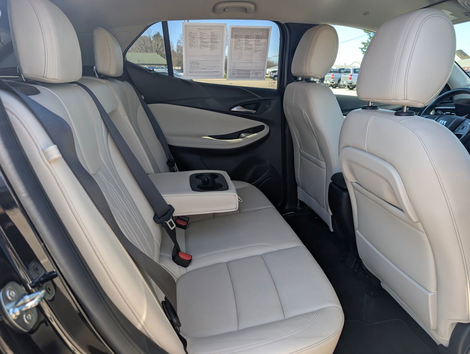 Used 2024 Buick Encore GX Avenir w/ Avenir Convenience Package image 31