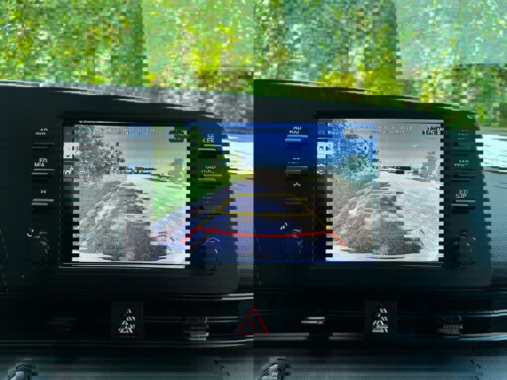 New 2025 Hyundai Elantra Sport image 15