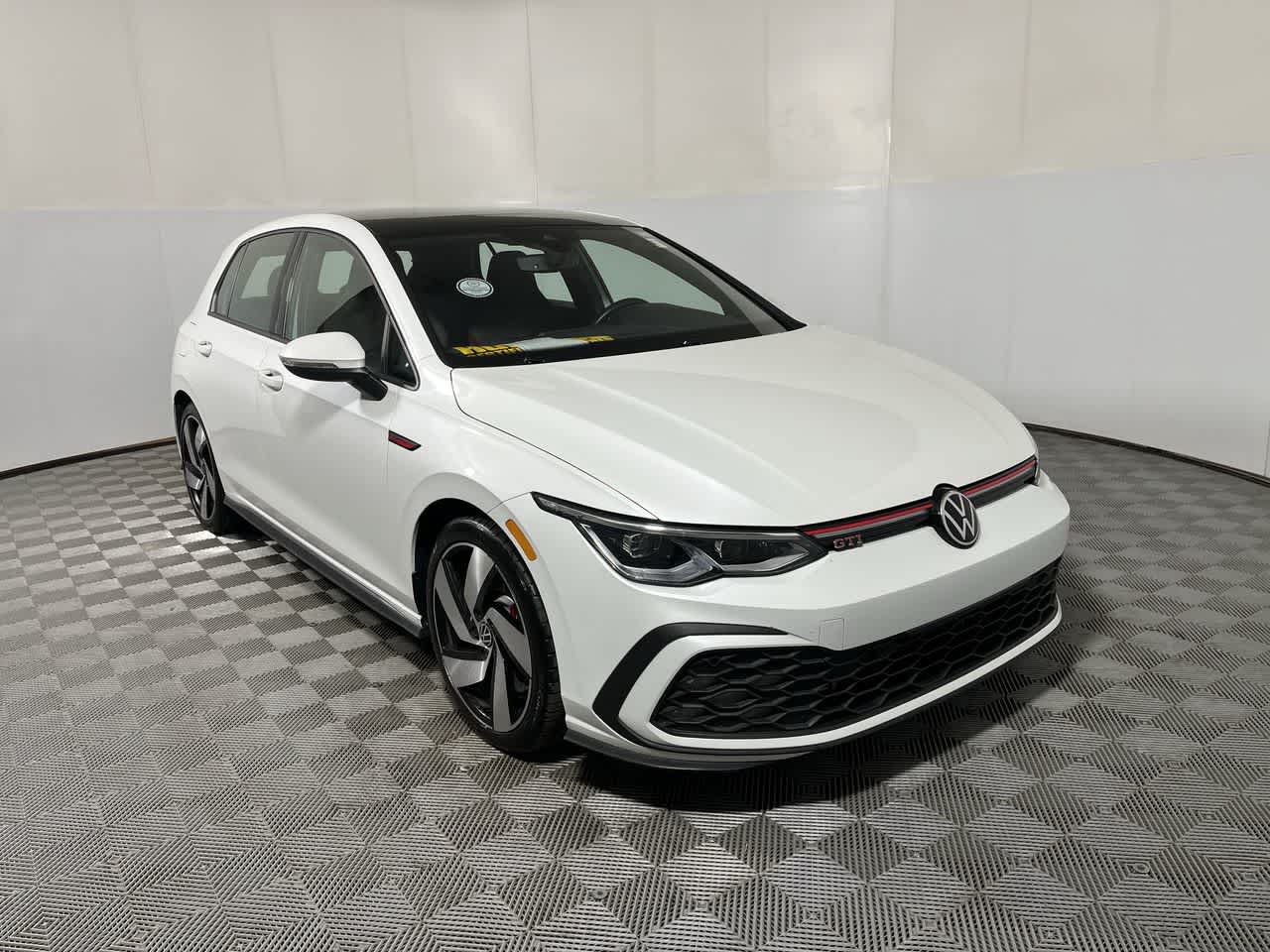 Used 2023 Volkswagen GTI SE FWD image 2