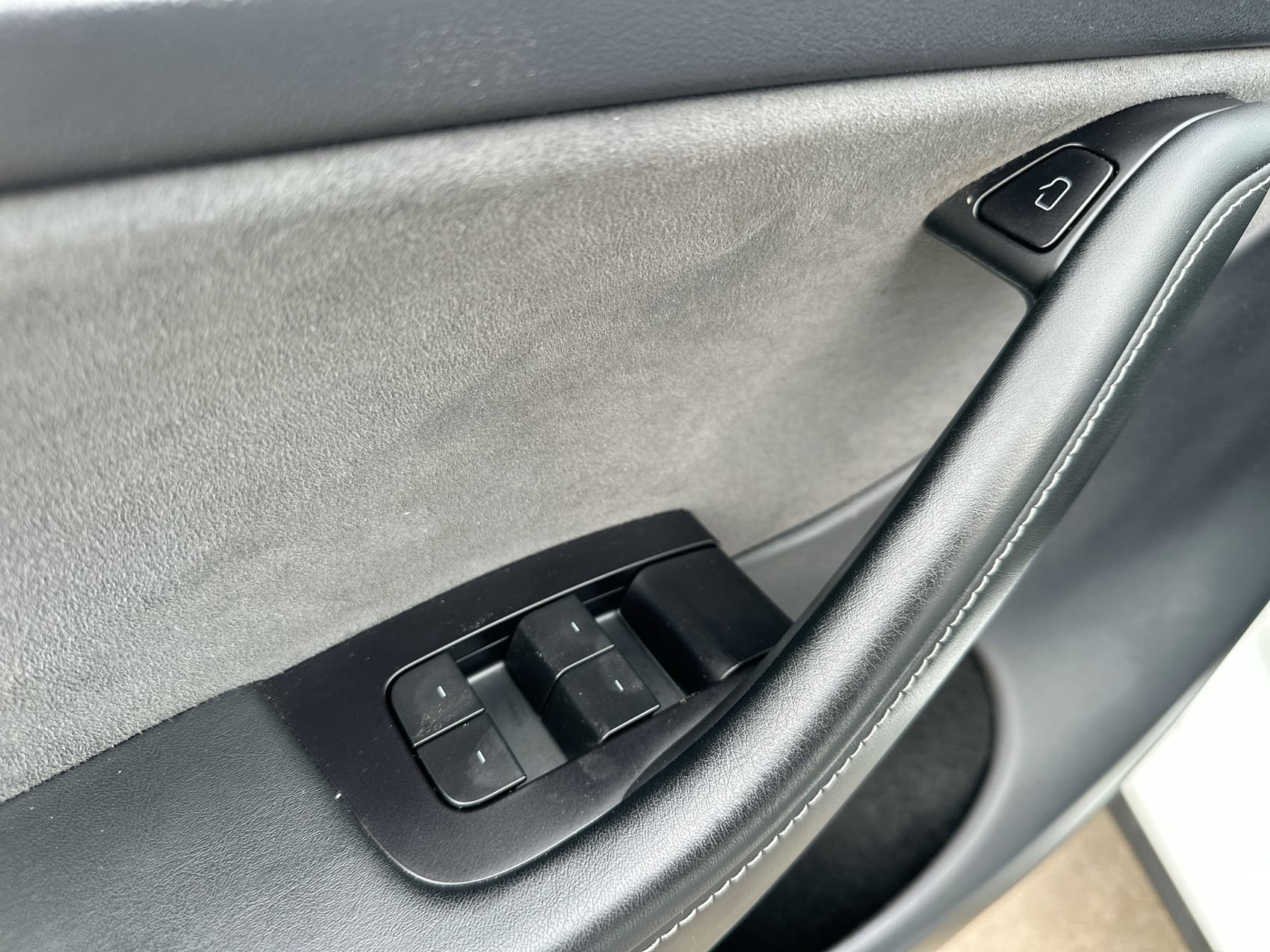 Used 2023 Tesla Model Y Long Range AWD/4WD image 13