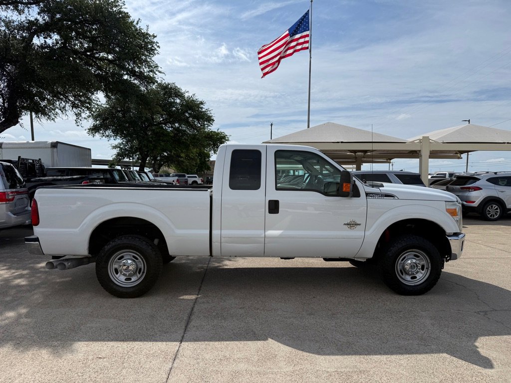 Used 2016 Ford F250 XLT w/ FX4 Off-Road Package AWD/4WD image 8
