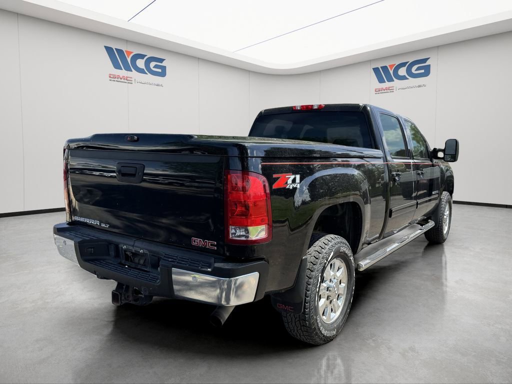 Used 2011 GMC Sierra 2500 SLT w/ SLT Convenience Package AWD/4WD image 4
