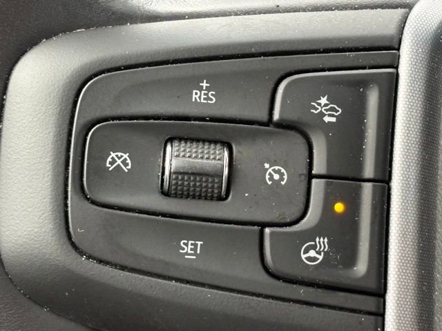 Used 2021 GMC Yukon SLT w/ SLT Luxury Package image 17